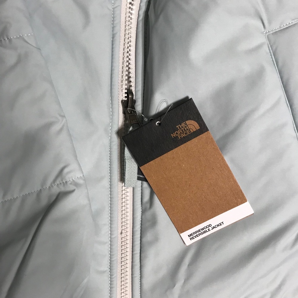 Women’s Reversible The North Face Jacket - Picture 3 of 6